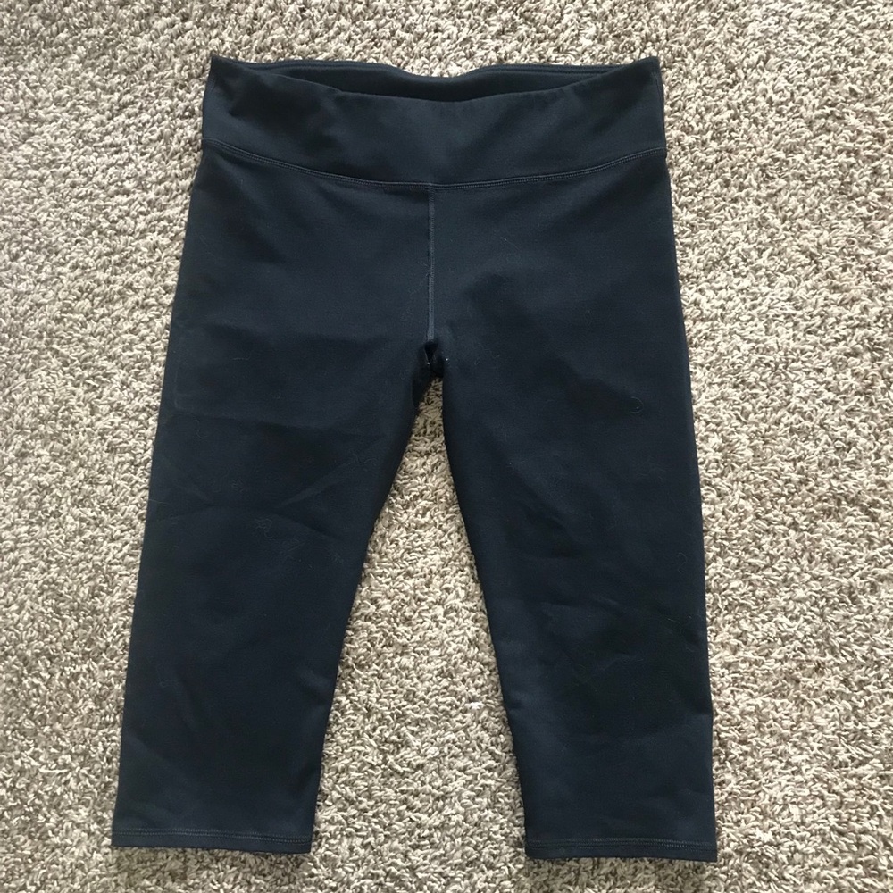 Fabletics Cropped Leggings